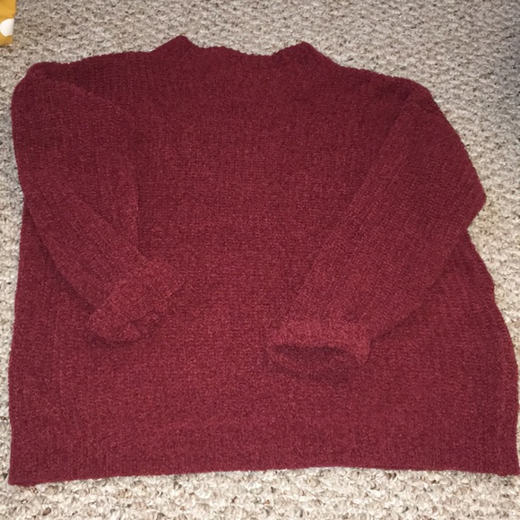 Sweater - Picture 1 of 3